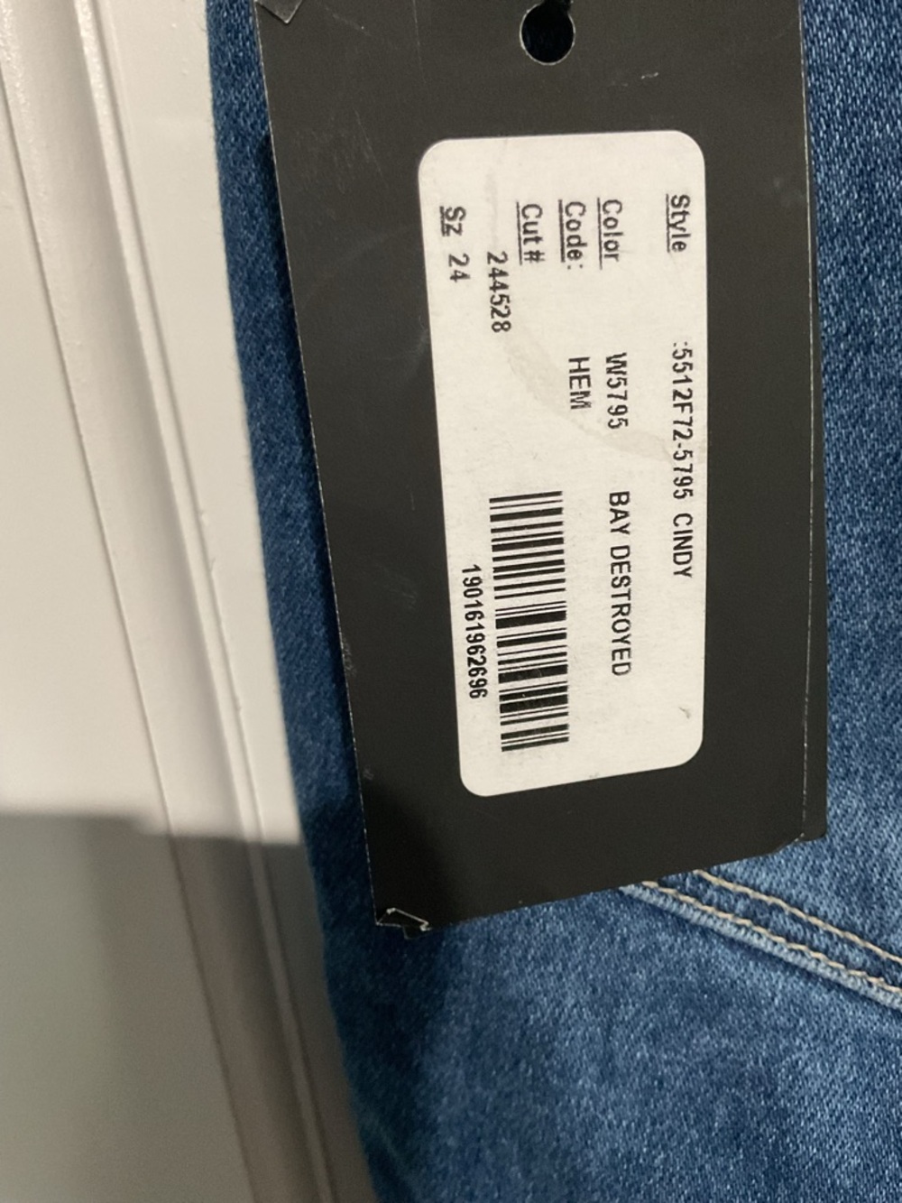 NWT PAIGE Cindy Bay Straight-Leg Jeans in Medium Blue Wash Destroyed Hem Size 24 - Picture 5 of 7